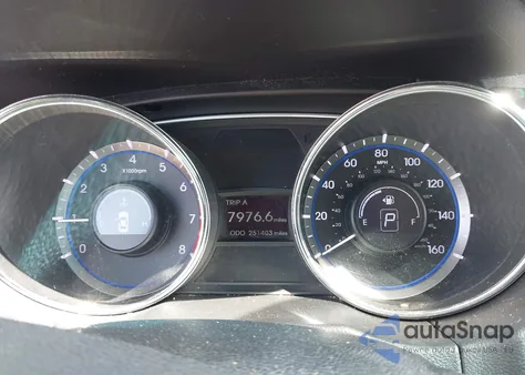 2011 Hyundai Sonata Se z USA, uszkodzony, nr VIN 5NPEC4AC0BH053882